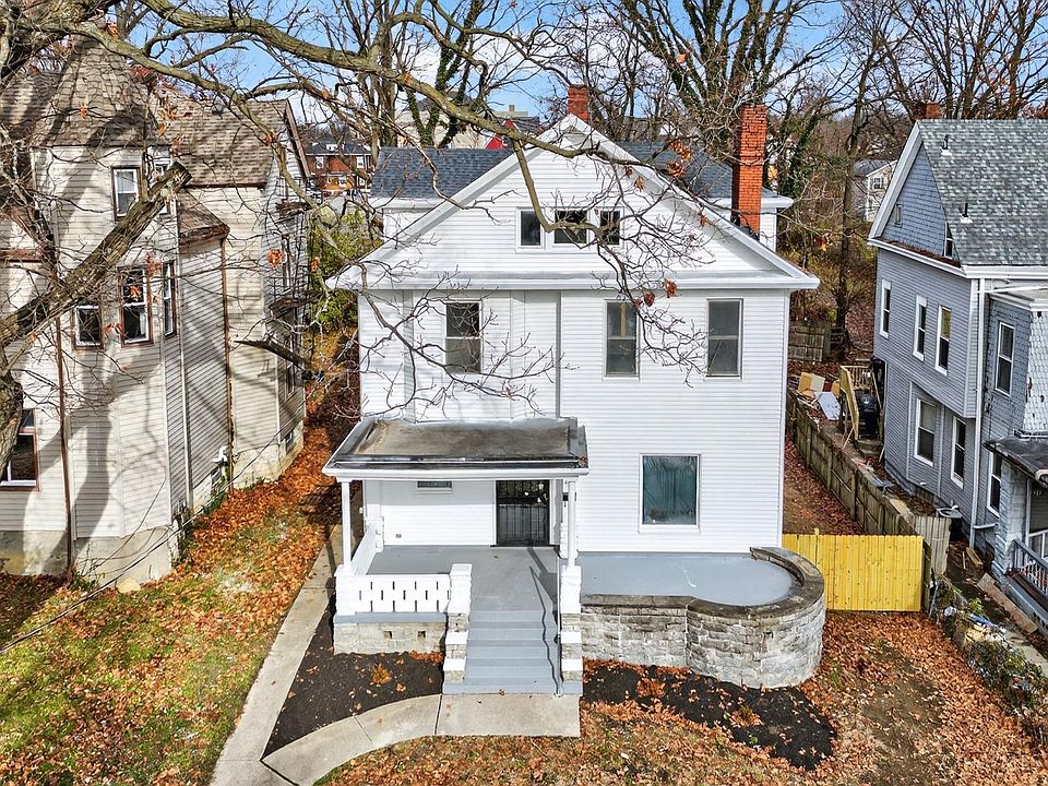 1st image of 834 Rockdale Ave