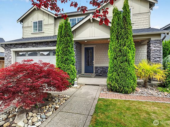 3rd image of 19509 140th Street E