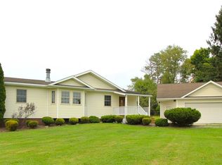 105 Sunset Rd, Hermitage, PA 16148