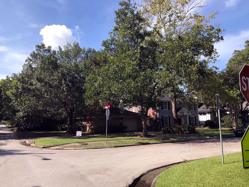 2nd image of 4901 Linden St