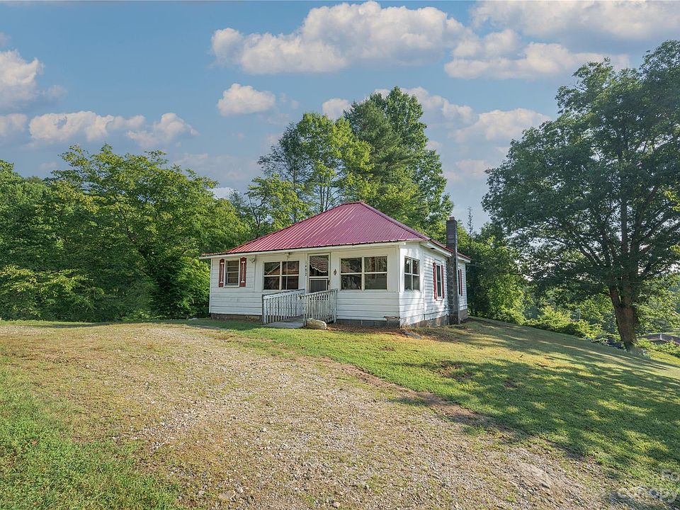 1482 Pickens Hwy, Rosman, NC 28772 Zillow