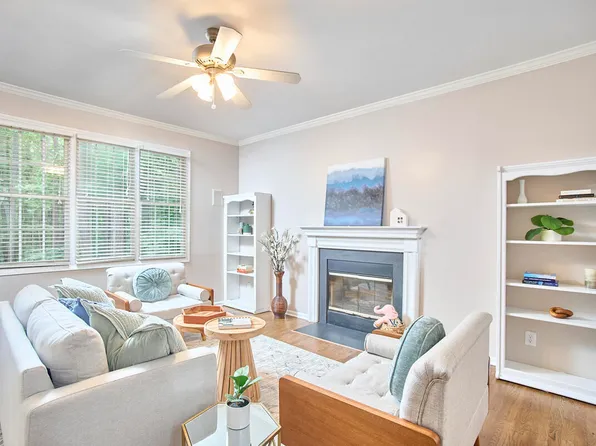 142 College Ave, Durham, NC 27713