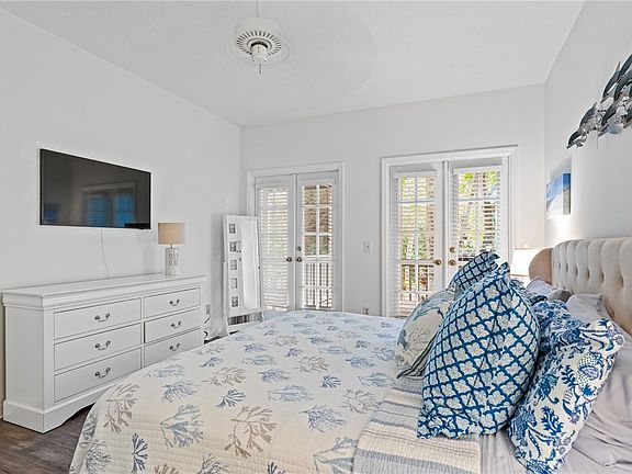5th image of 1215 Winding Oaks Cir E APT 403