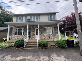 42-44 E Pine St, Sheppton, PA 18248