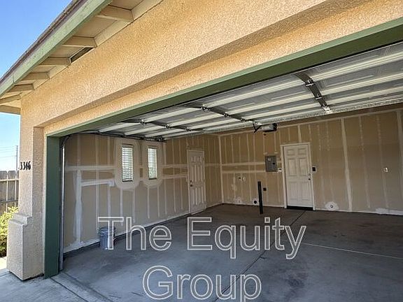 2nd image of 3346 S Villa St