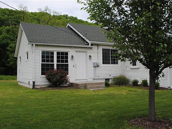 5th image of 12112 Kaw Dr