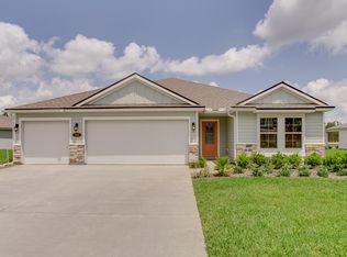 820 Montague Dr, Saint Johns, FL 32259