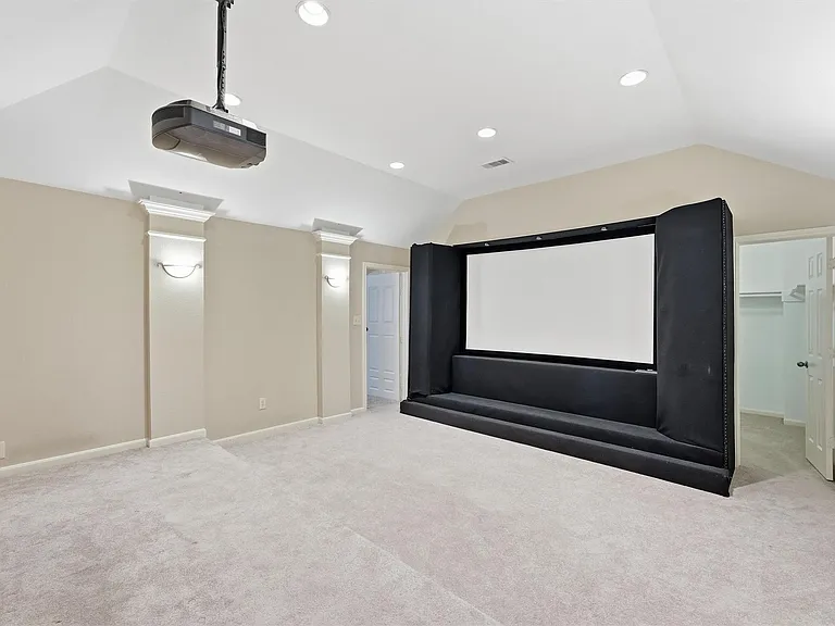 5507 Opal Cove Ct — Photo 33