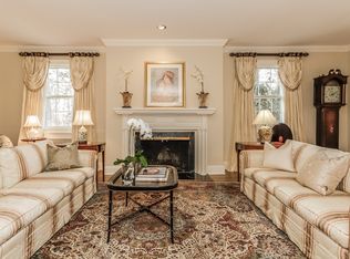 70 Park Dr N, Rye, NY 10580