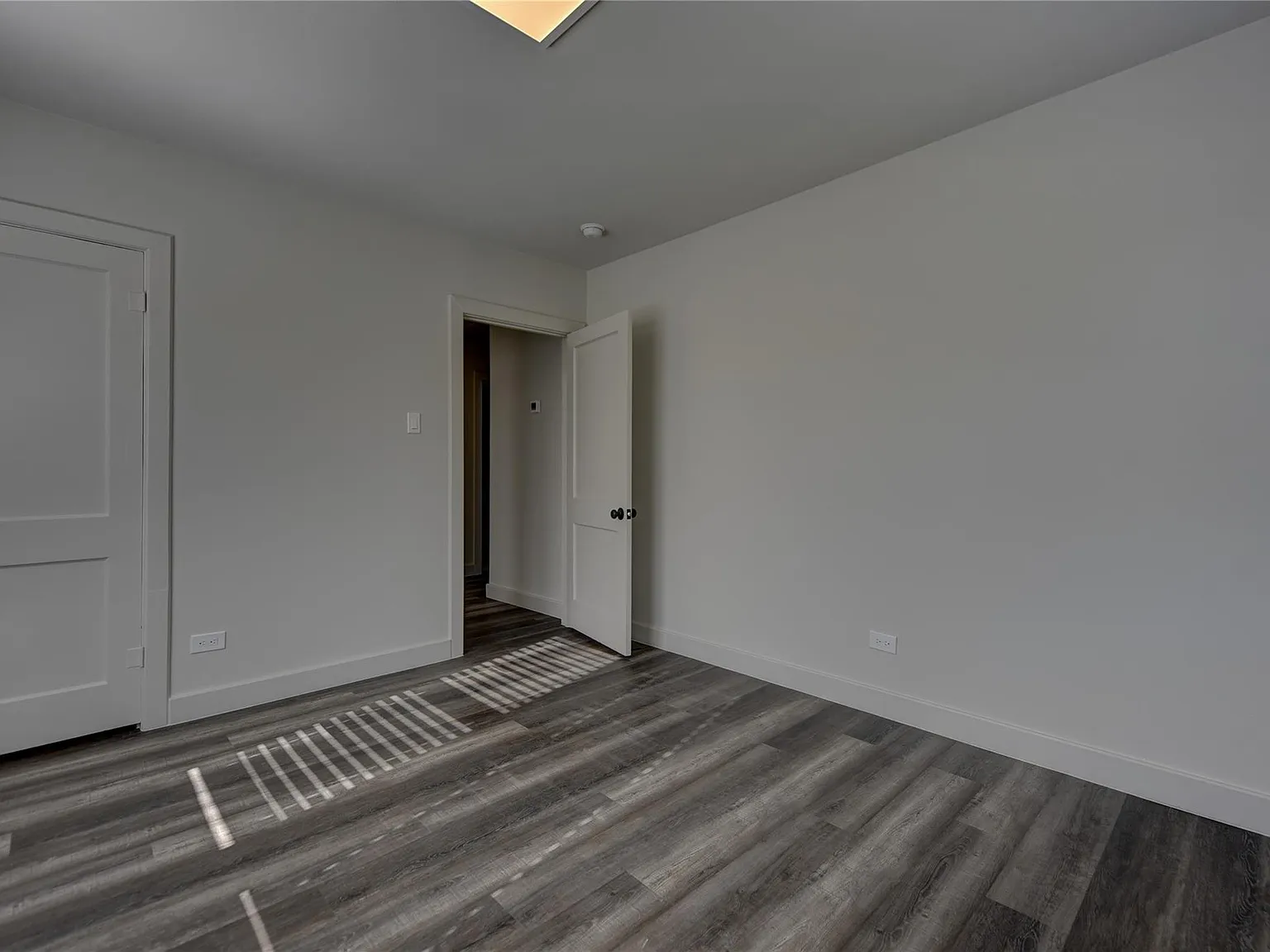 2 bed, 1.0 bath, 1029 sqft, $1,650 — Photo 4
