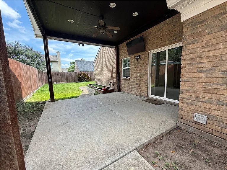 18142 Glenledi Dr — Photo 43