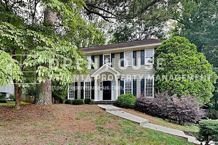 2052 Sumter Ct — Photo 1