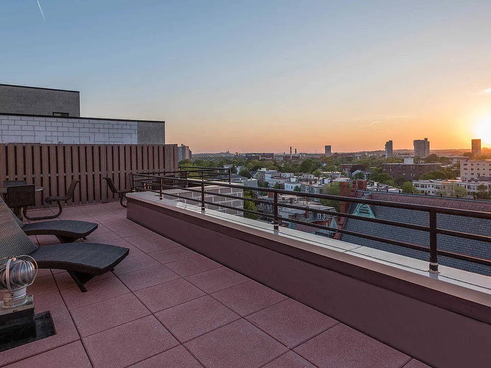 Roof Deck