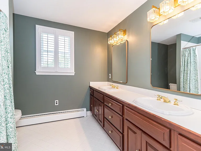 38 Chestnut Valley Dr — Photo 34