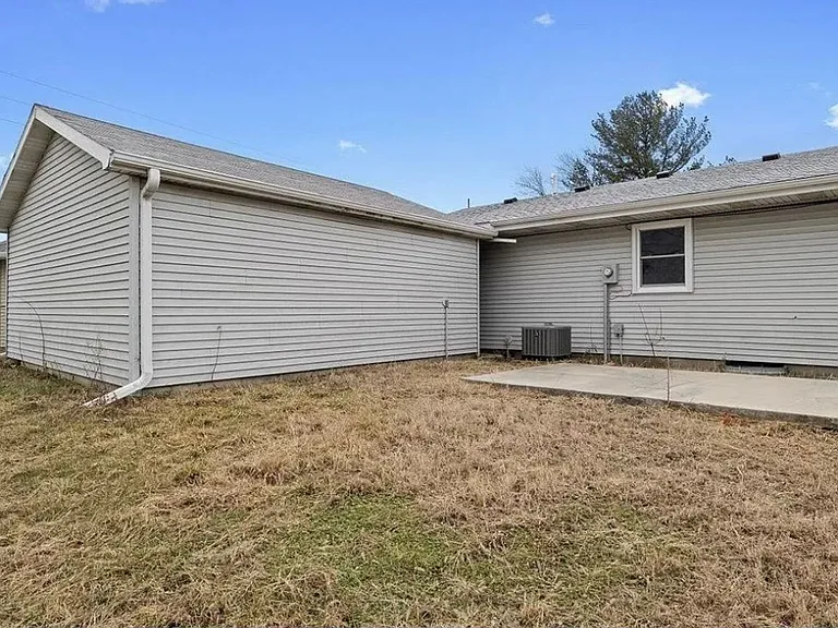 3033 Shadowfax Dr — Photo 21
