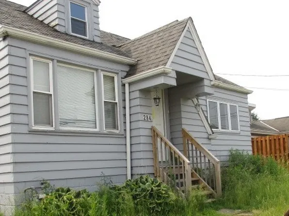 284 Oak Rd W, Gibsonia, PA 15044