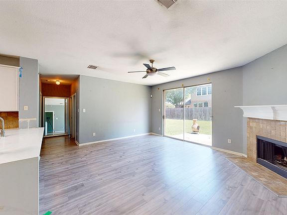 4th image of 3608 Olivia Dr