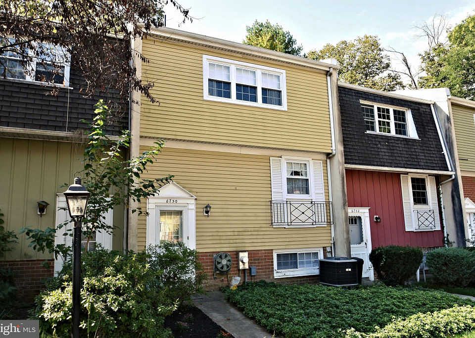 1st image of 6750 Emlen St #10