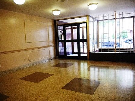3rd image of 250 E 29th St APT 6H