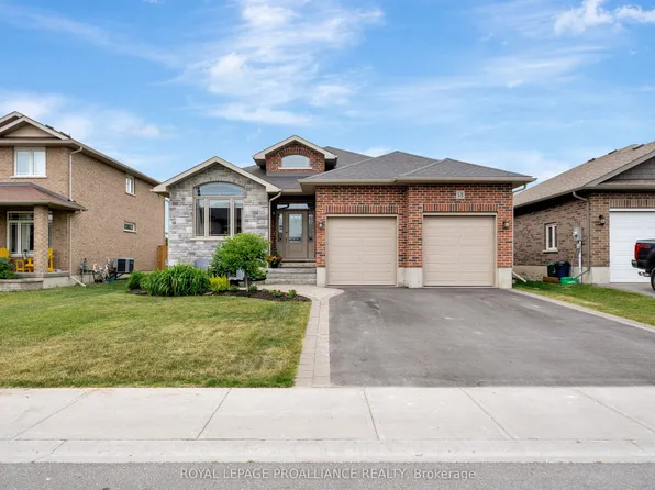 58 Crews Cres, Quinte West, ON K8V 0G3