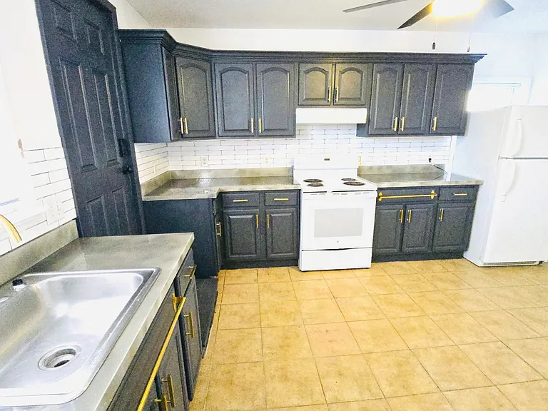 10-14 Noll Pl — Photo 14
