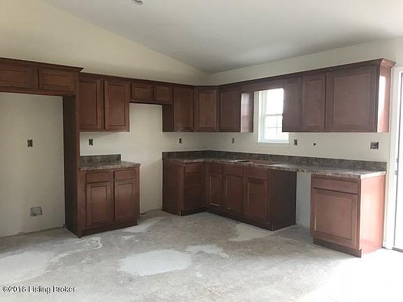 2nd image of 10904 Milwaukee Way