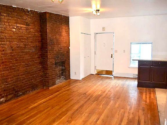 5th image of 5-47 51st Ave #6