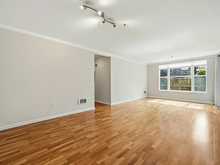 2001 McAllister St #145 — Photo 10