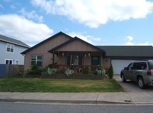 187 NE Plum Ridge Dr, Winston, OR 97496