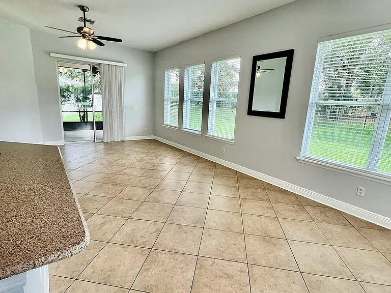 7926 Stoney Hill Dr — Photo 14