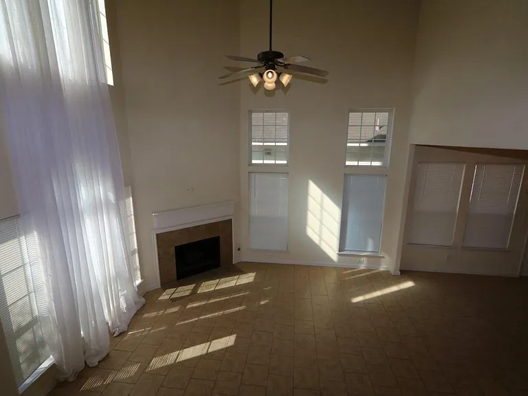 7555 Autumn Sun Dr — Photo 9