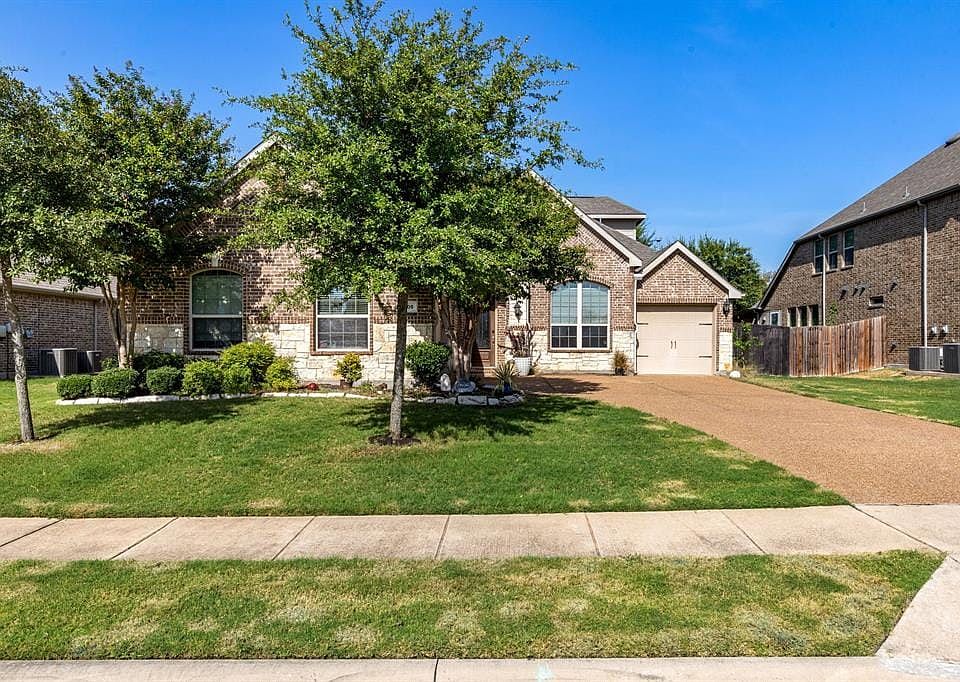 1st image of 5105 Eureka Ln
