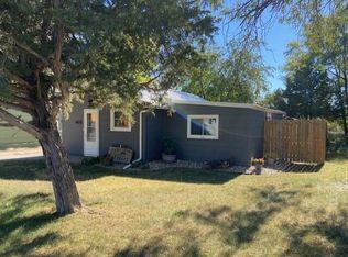 1407 E Park St, Pierre, SD 57501