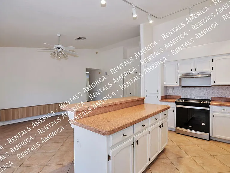 2471 W Fostoria Pl — Photo 14