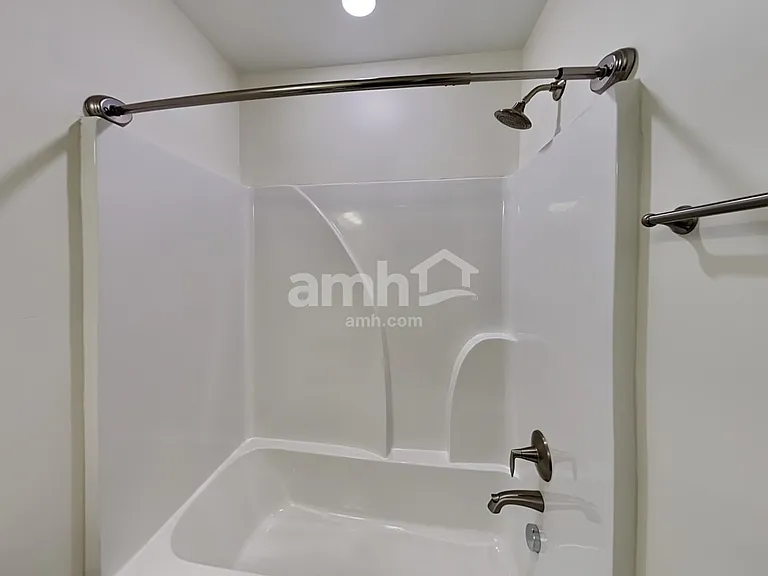 5068 Trailwater Dr — Photo 14