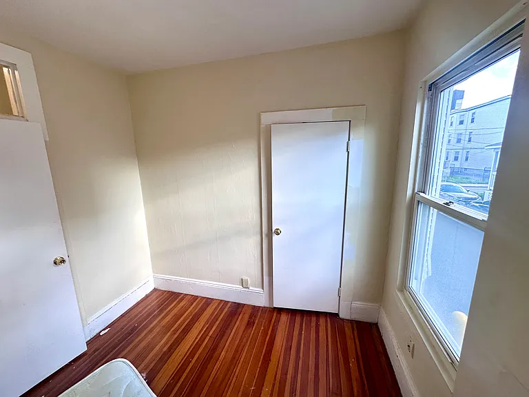34 Trident Ave #3 — Photo 4