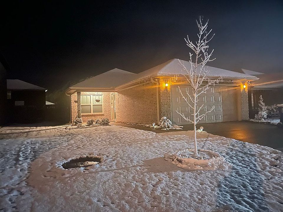 2nd image of 198 Winstead Cir