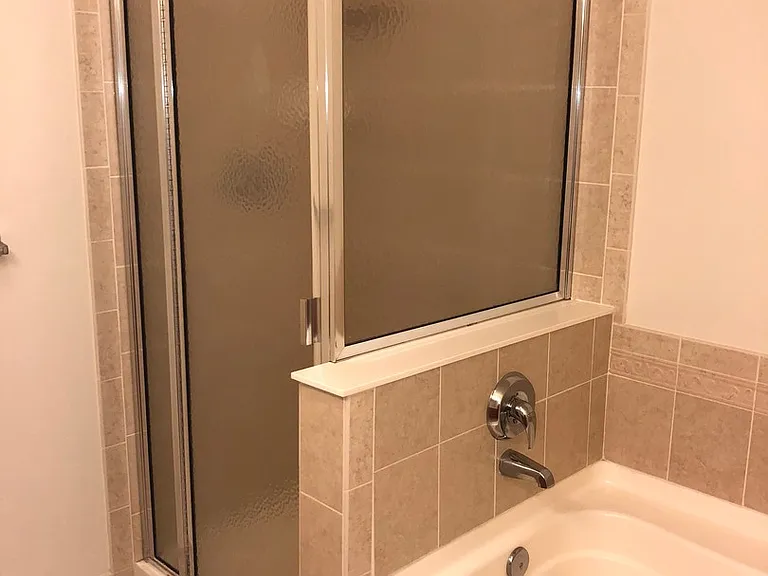 The Apartments At Weatherby — Photo 19