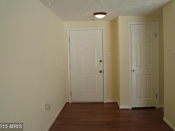 2nd image of 502 Philmont Dr APT 2