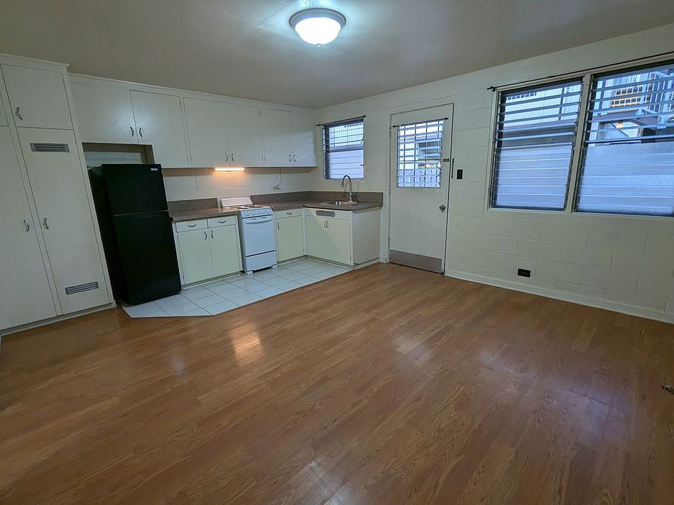 1st image of 803 Coolidge St APT 3