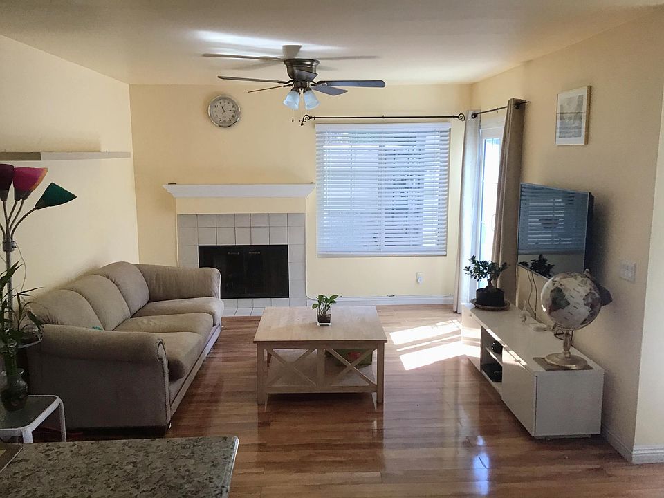 1st image of 26492 Las Palmas APT 4