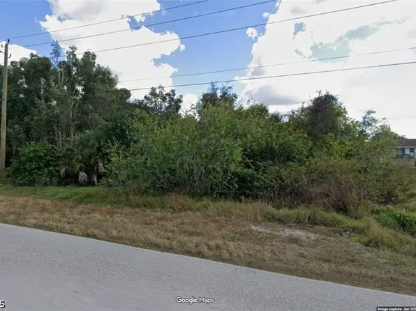 2414 Park Rd, Lehigh Acres, FL 33971