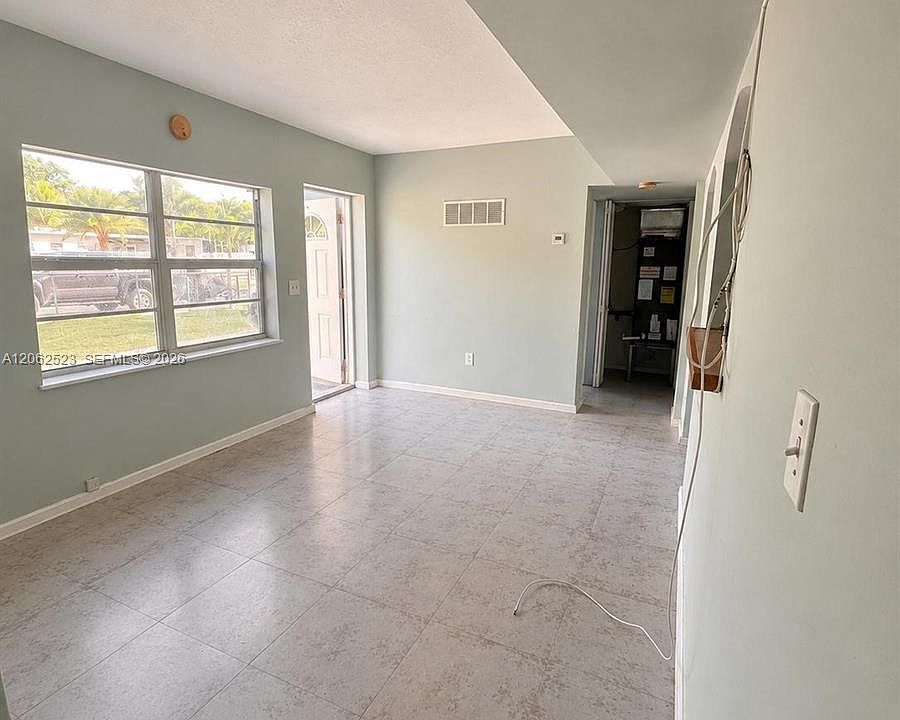 1st image of 15485 Harrison Dr