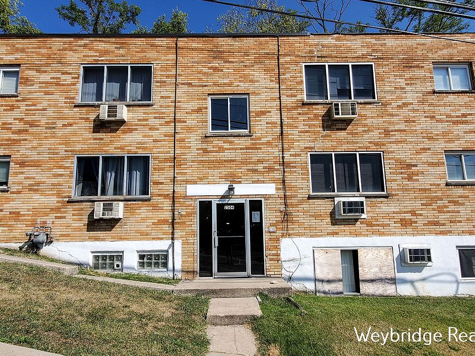 1st image of 2504 White St #4