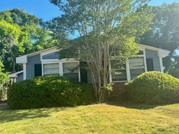 306 Country Club Rd #310, Lagrange, GA 30240