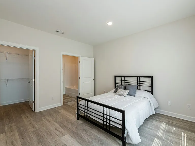 2531 Lineberry Dr #202-A — Photo 20