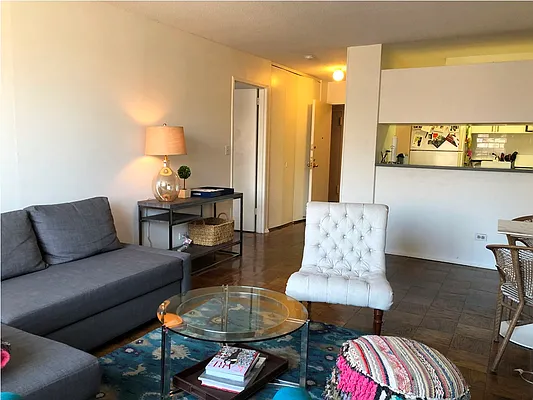 Rented by Corcoran | media 25