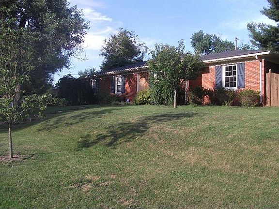 2nd image of 3620 Temple Dr