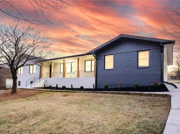 3800 William Paul Dr, Austell, GA 30106