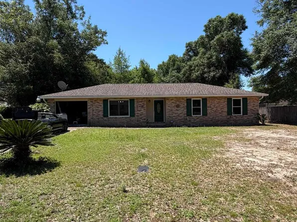 5599 Wesley Dr, Milton, FL 32570